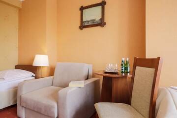Фото номера Семейный номер Отель Dwór Bogucin Hotel&amp;Restauracja г. Bogucin 9