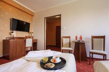 Фото номера Семейный номер Отель Dwór Bogucin Hotel&amp;Restauracja г. Bogucin 2